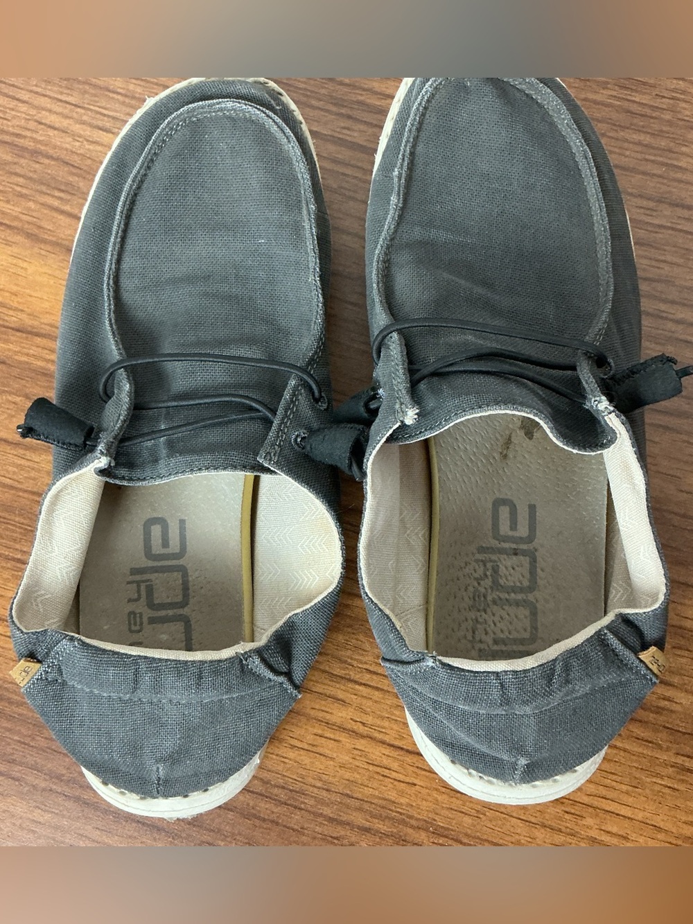 Hey Dude Wendy Gray Chambray Slip-On Shoes Women’s Size 7 - Picture 7 of 8